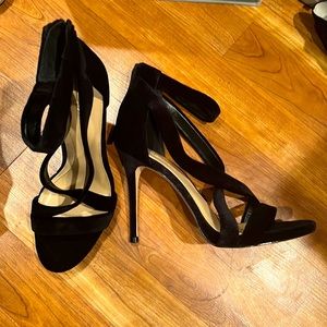 IMAGINE by VINCE CAMUTO DEVIN Women's 8.5  BLACK SUEDE PUMPS HEELS SHOES NEW